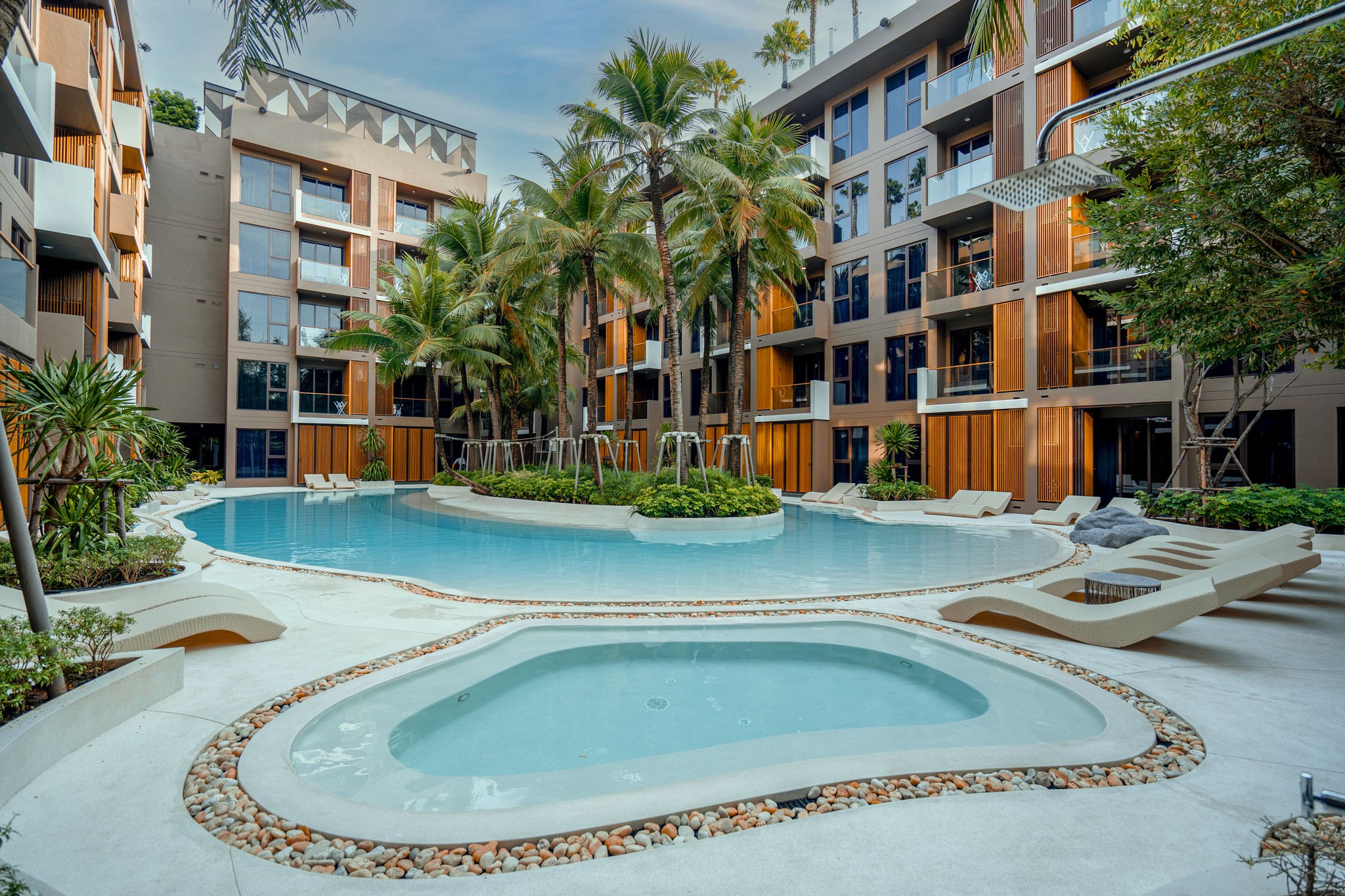 Marin Island Pool